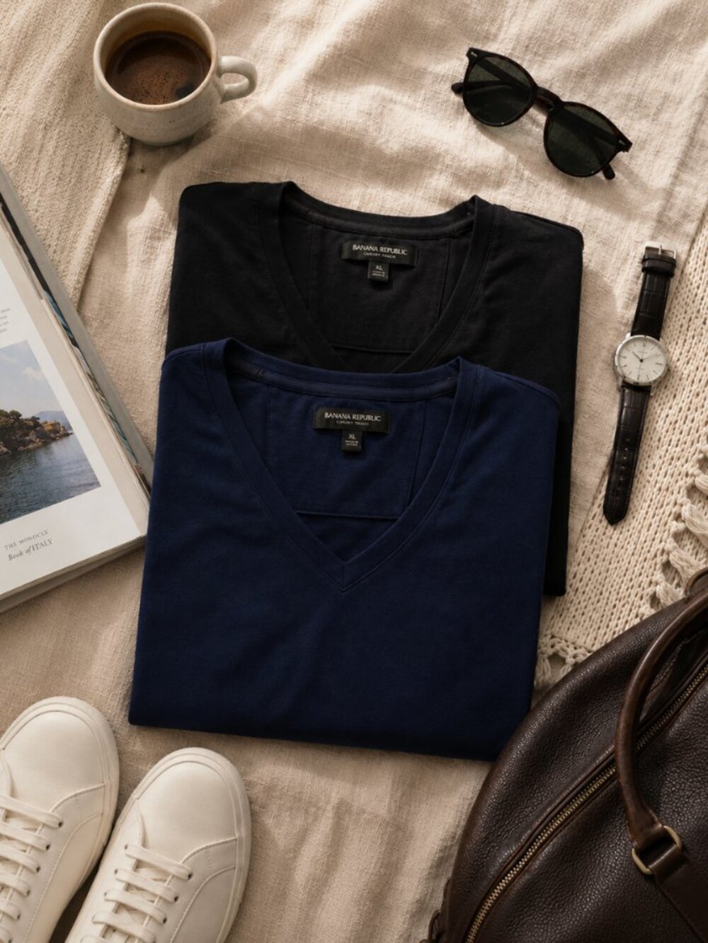 Banana Republic Luxury Touch V-Neck T-Shirts XL Navy & Black Bundle